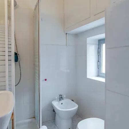 Guesthero - Charming Studio Near Navigli アパート